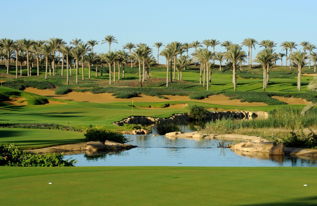 Katameya Dunes compound