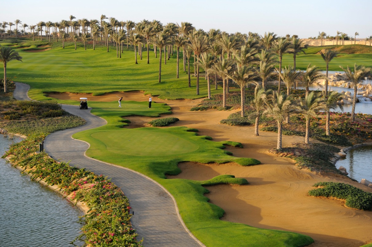 Katameya Dunes compound