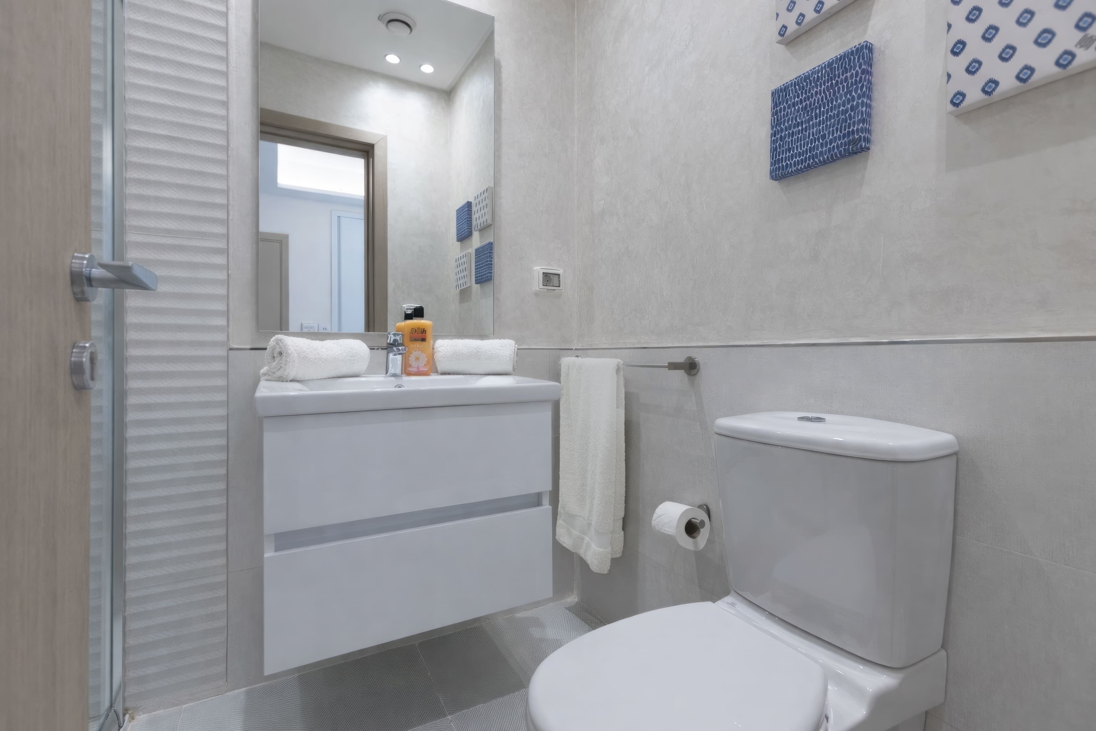 En-suite Bathroom