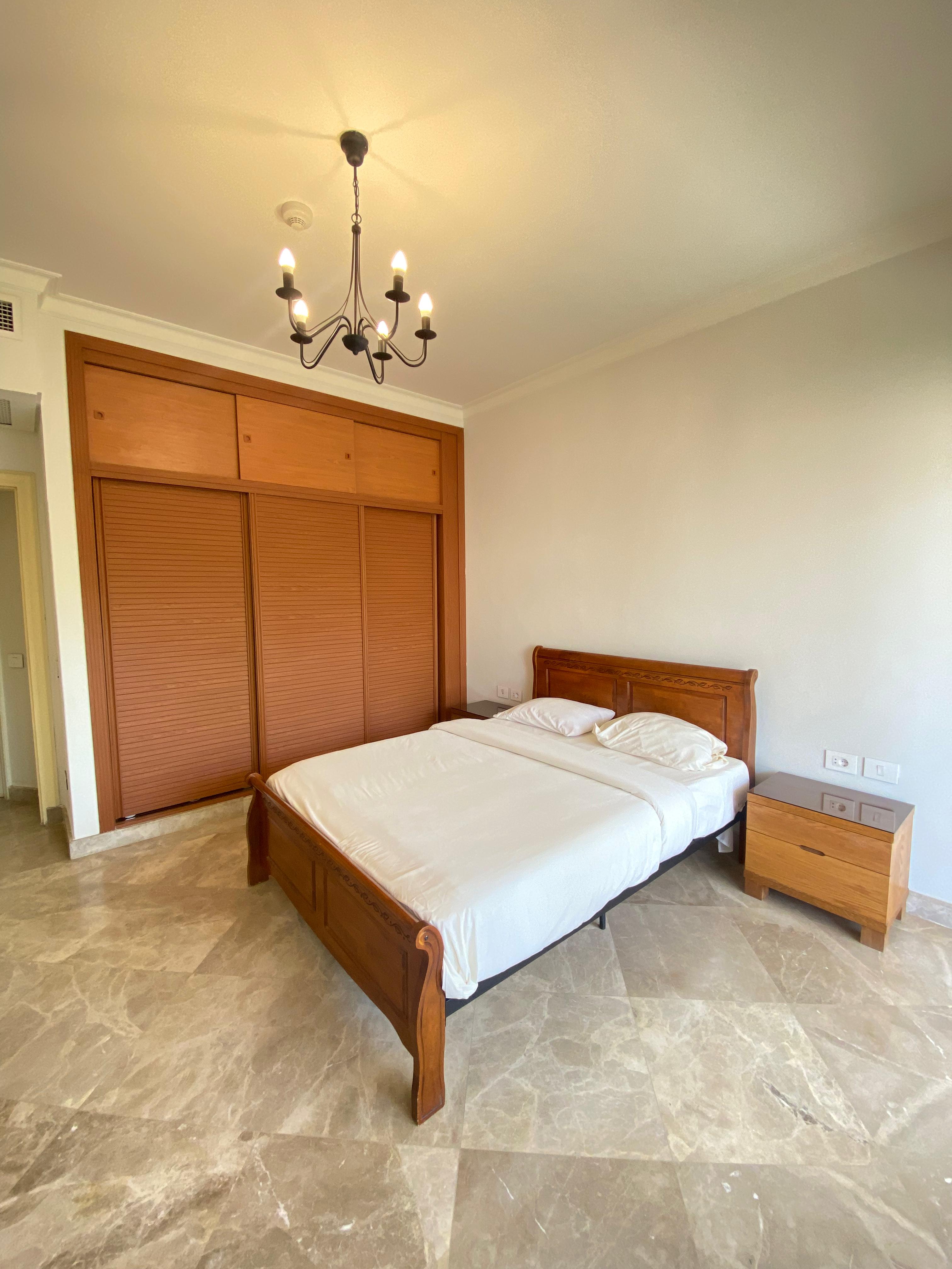 1 Bedroom small apartment garden view 